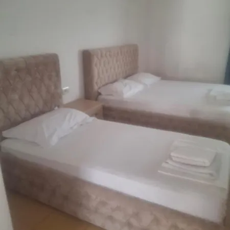 Hotel Jf Dhermi Hotel *